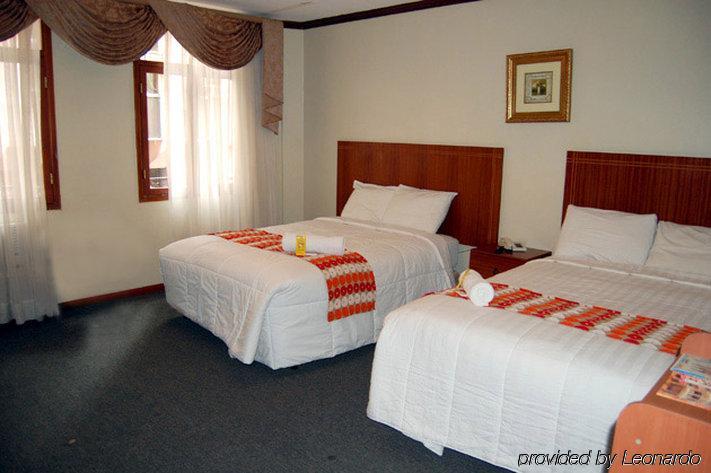 Hotel La Fontana Guayaquil Habitación foto